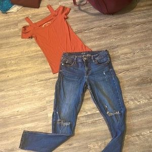 American eagle cute top size small $10 & Old Navy Jeans size 6 $14